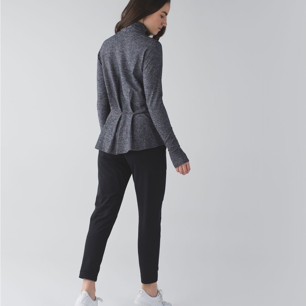 Lululemon Warm Your Core Long Sleeve Top Heathered Black Grey Size 8 10